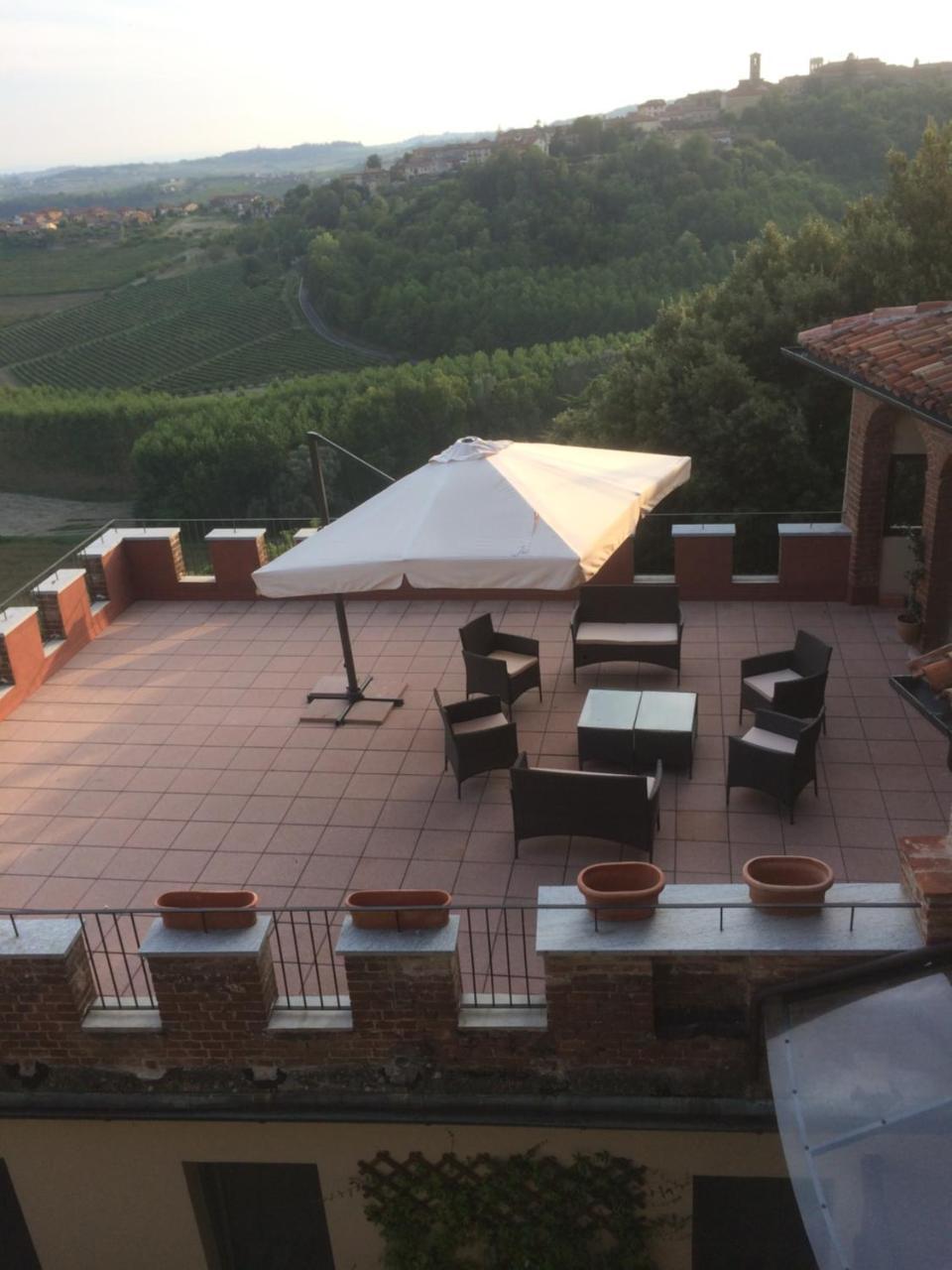 Bed and Breakfast Castello Mellana Rosignano Monferrato Exterior foto